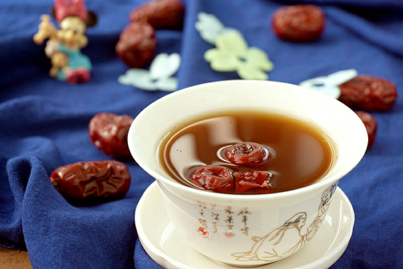 黄芪红枣茶：每天喝一杯，健康又长寿！医生天天都在喝…